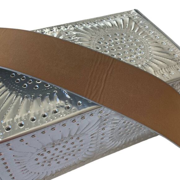 Lulu's NEW Wide Belt Gray Faux Leather Gold Tone Slip Buckle Stylish Womens - Picture 4 of 5